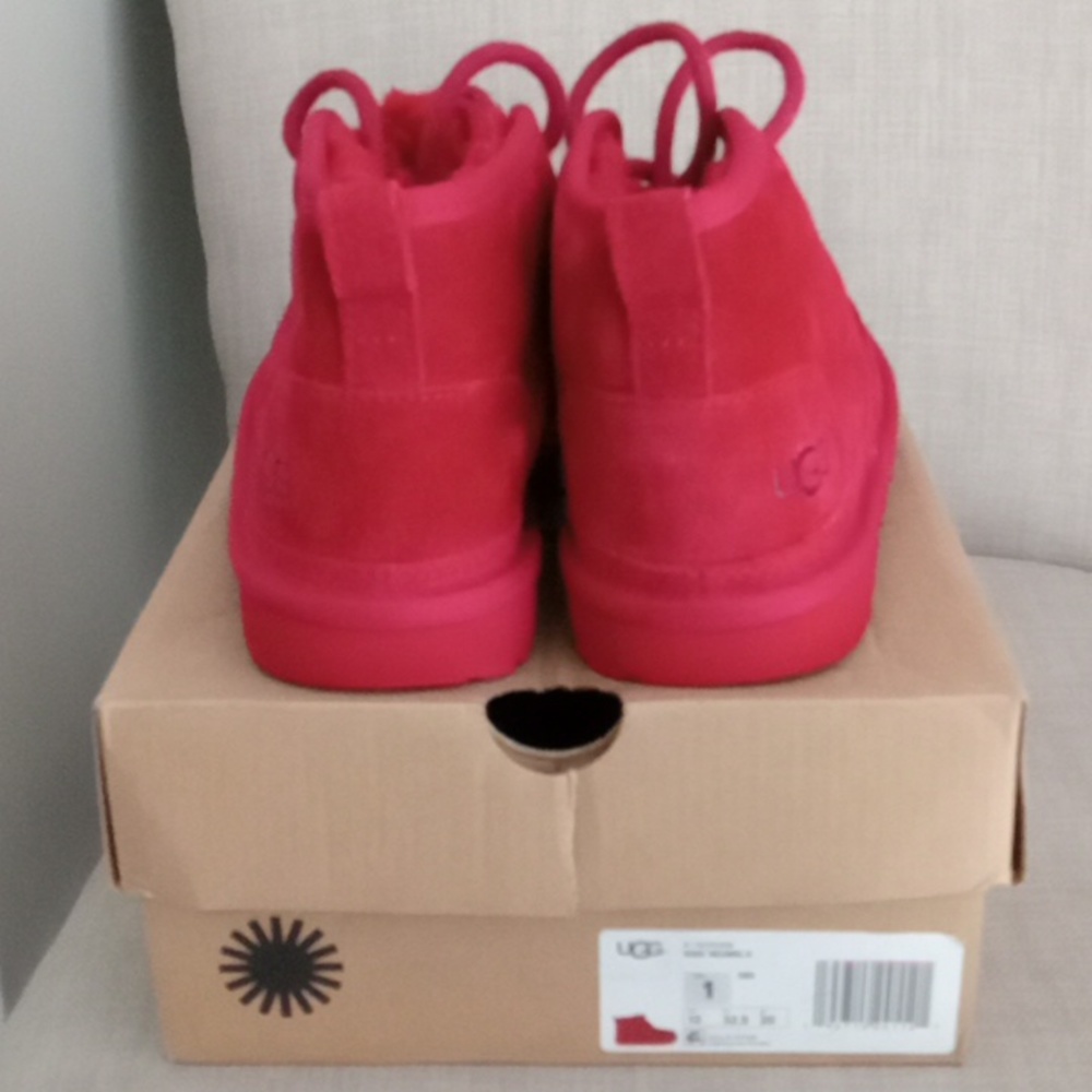 Ugg boots/Sliders